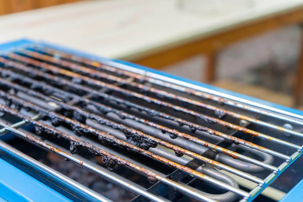 learn How to Clean Your Grill
