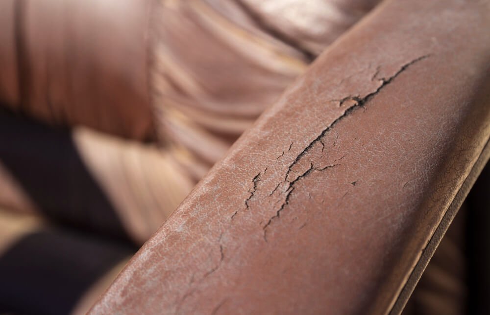 How to Heal Cracked in Leather Couch