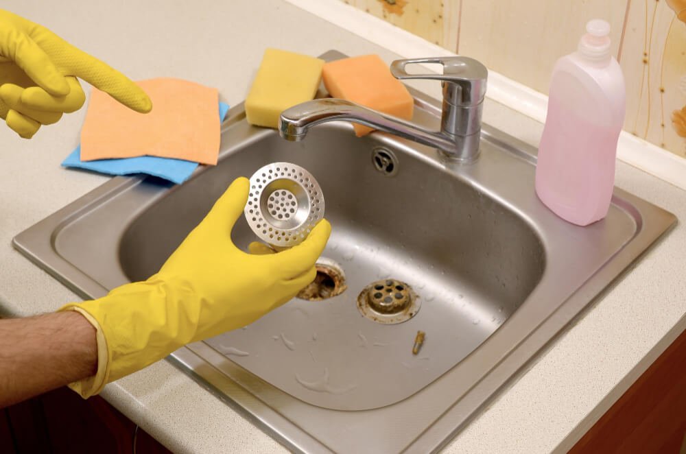 What Is The Best Way To Clean The Kitchen Sink
